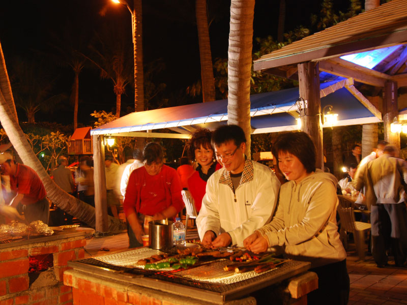 Night view of barbecue area Thumbnail